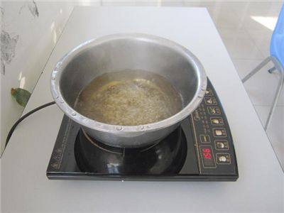 ��ȩ����3�����ϣ��ׂ�(g��)С���У�׌��7��ס�·���