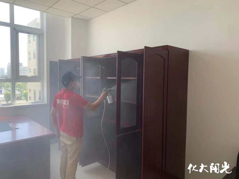 ����ȩ��˾���T����